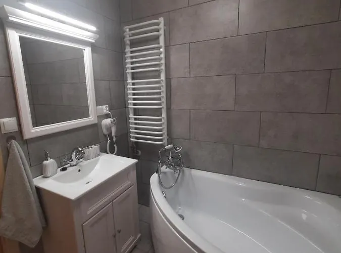 Przekolec * צ'אפלארי